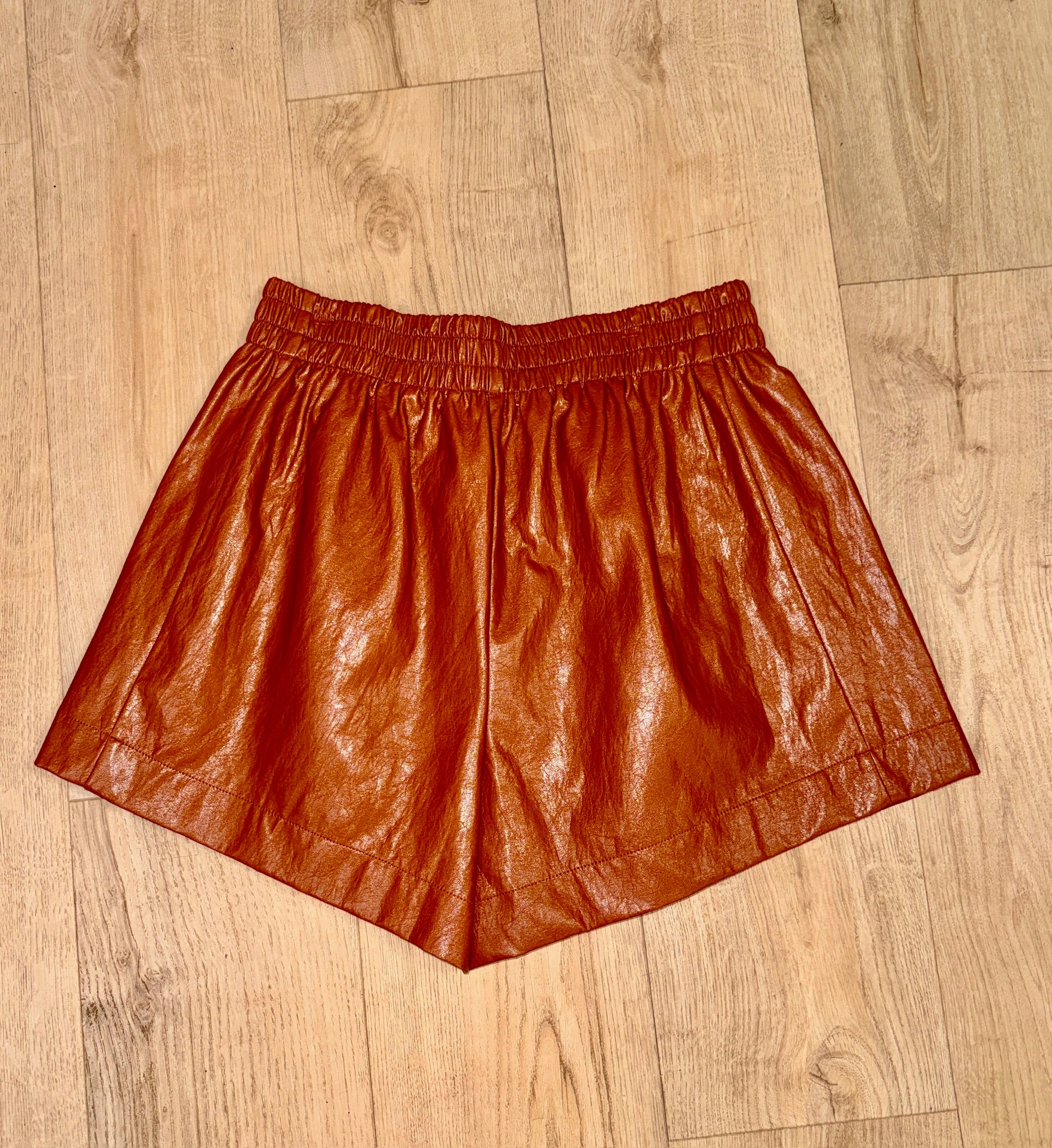 jade vegan leather pocket short