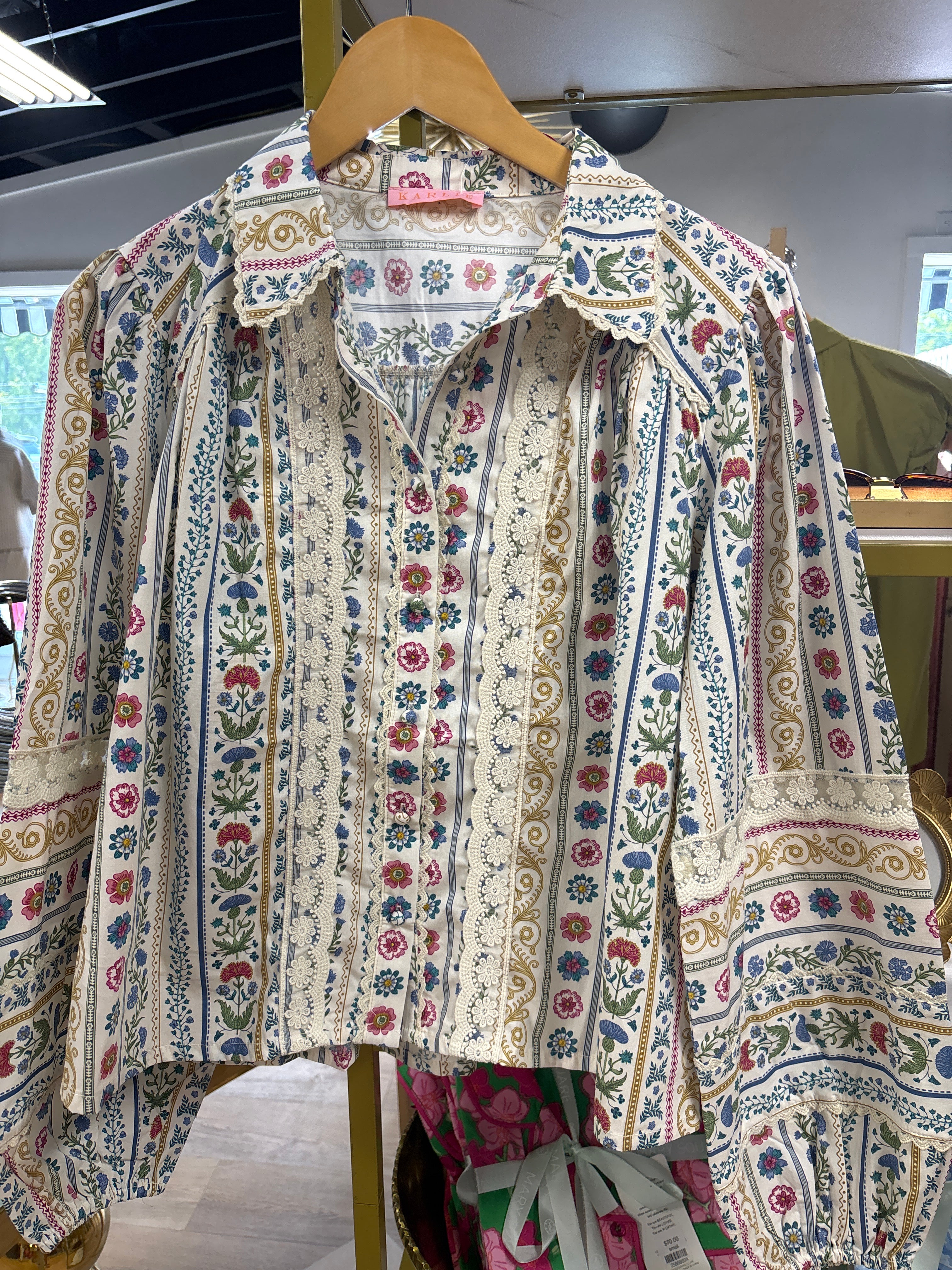karlie french cottage floral button up top