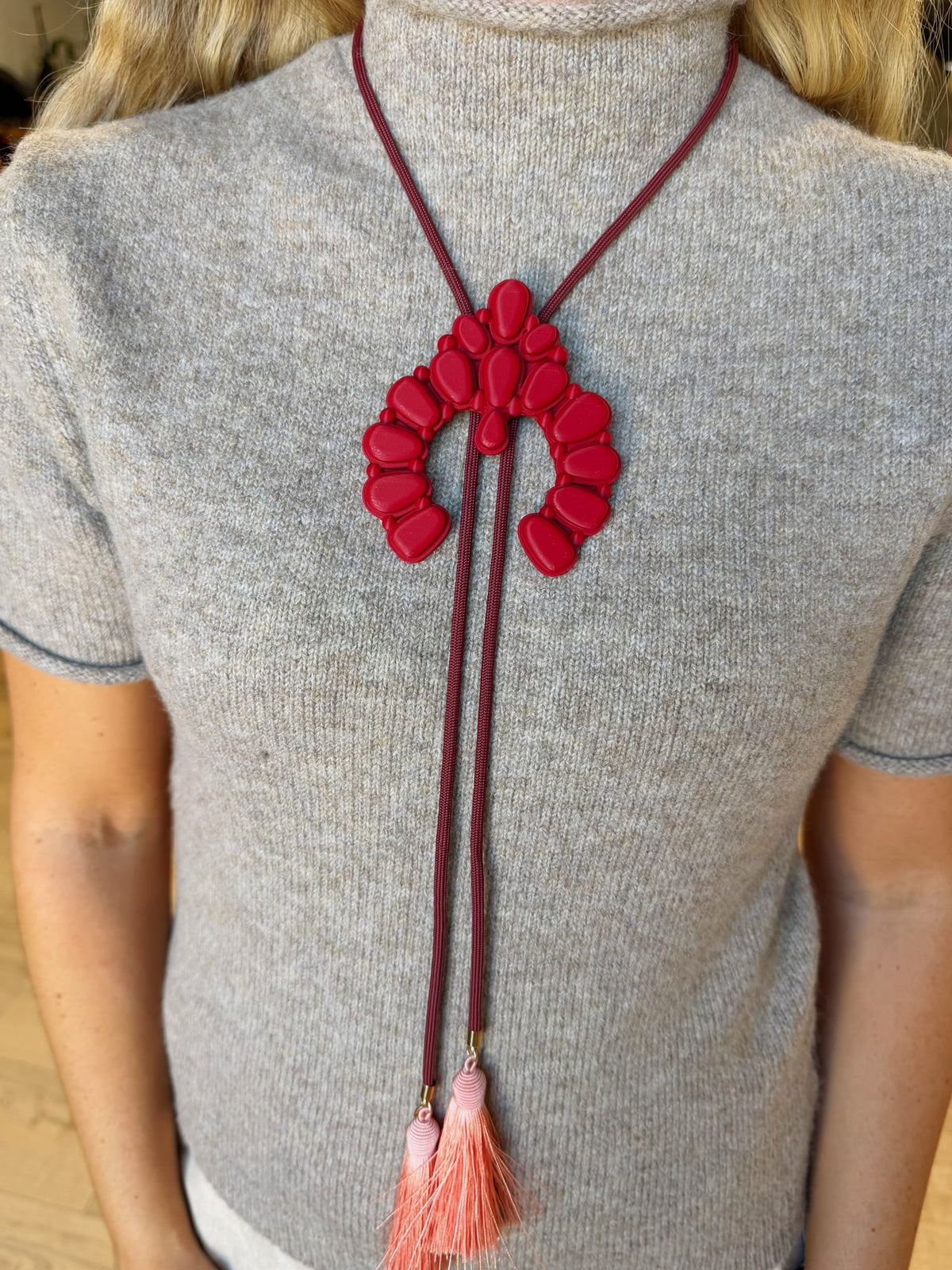 rahya designs || naja bolo crimson with maroon & peach