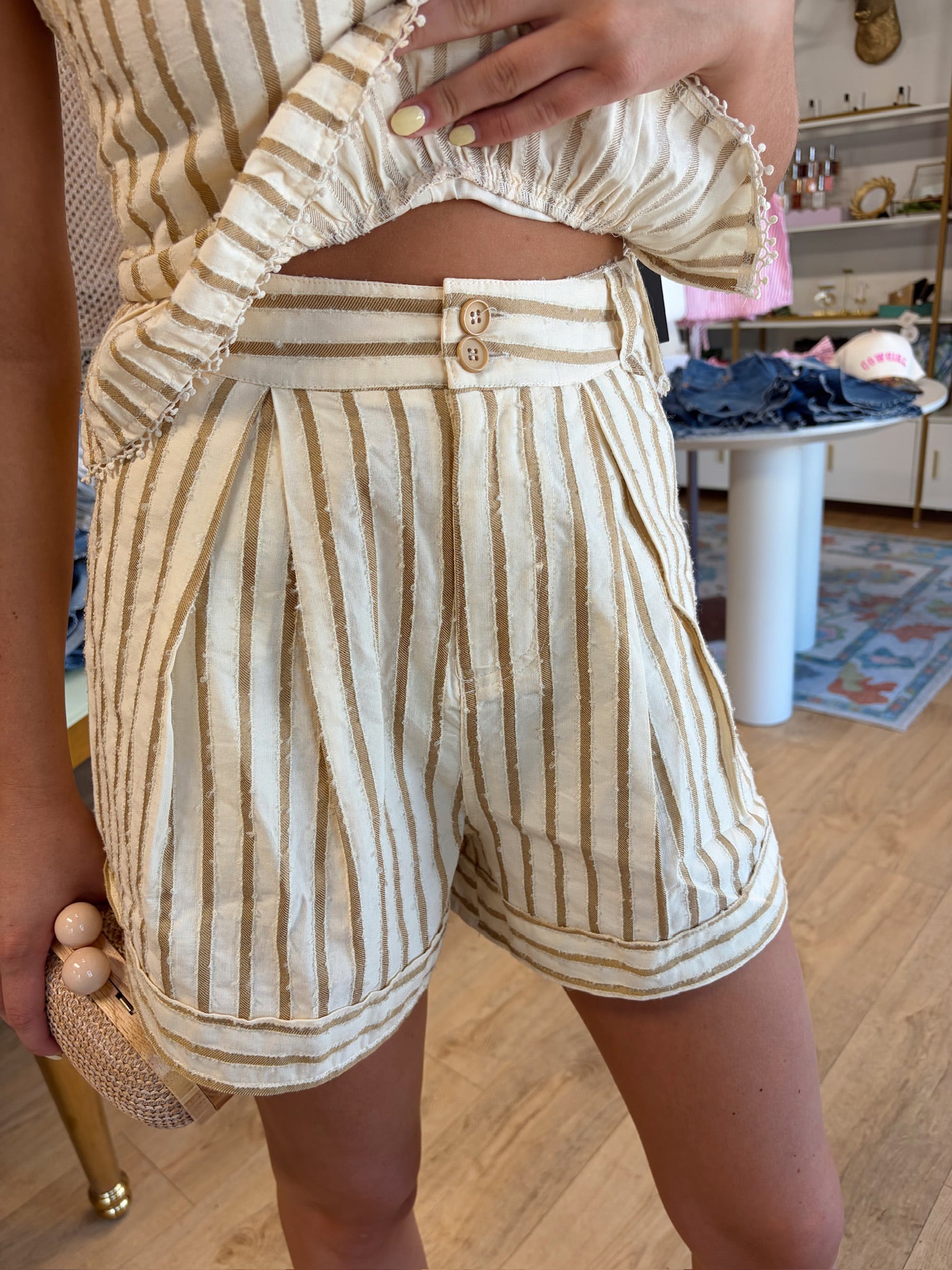en saison button striped trouser in natural mustard