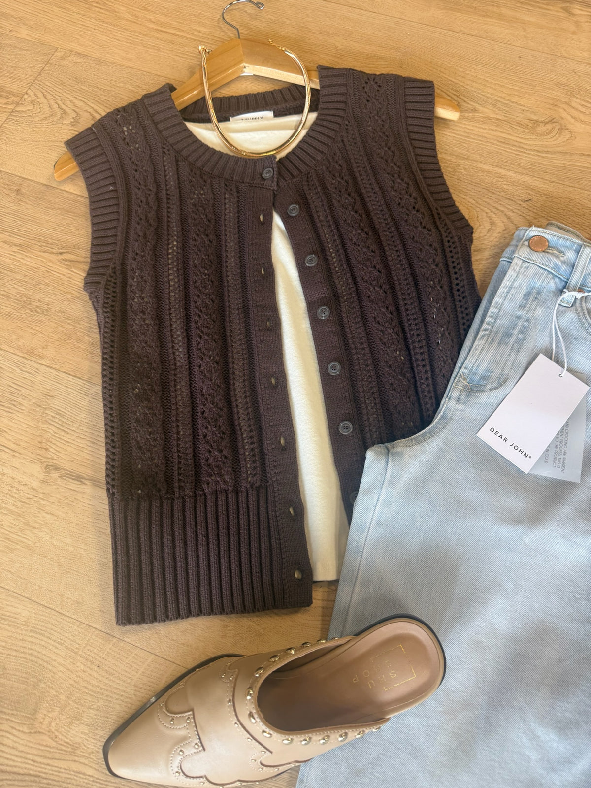 cabot sweater vest in dark chocolate