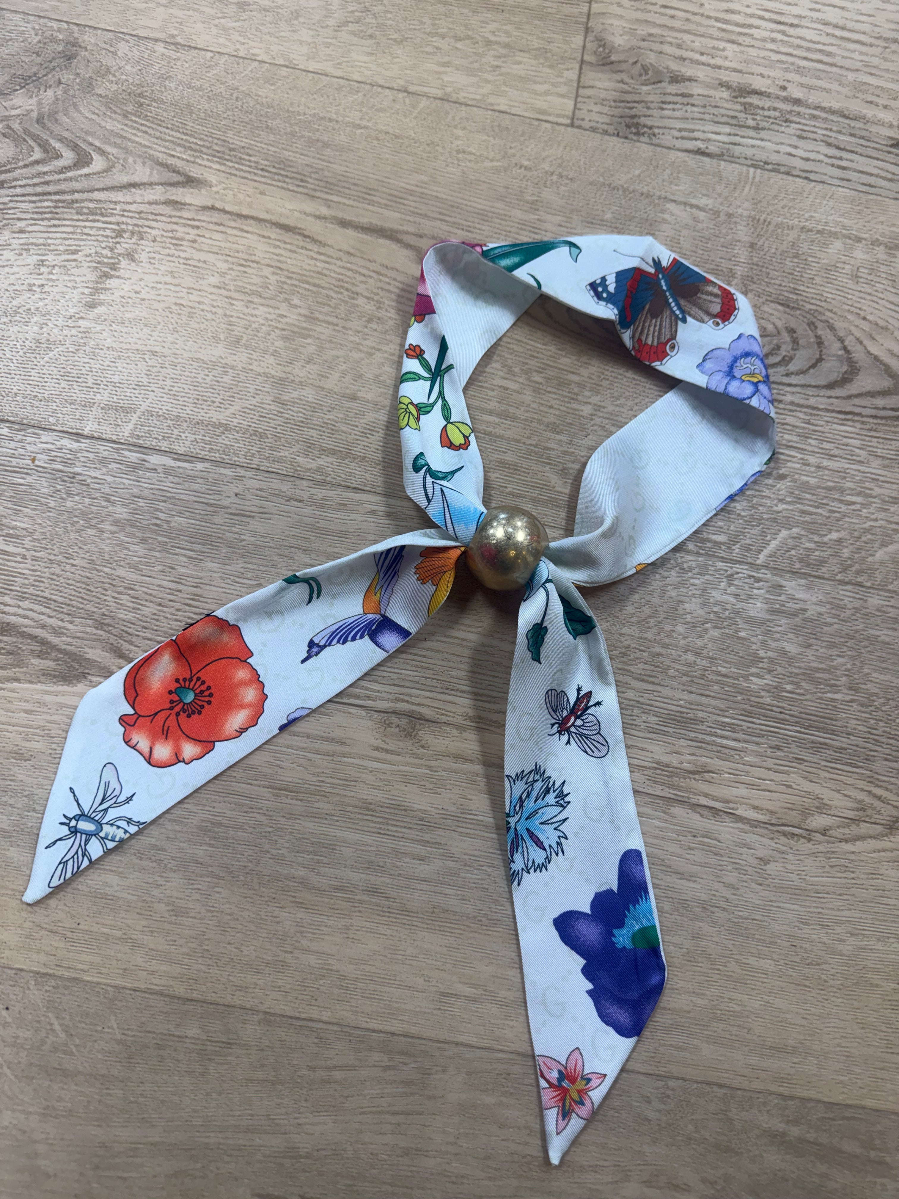 floral scarf necklace in ivory
