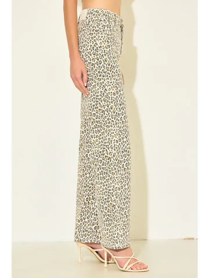 hidden logan jean in white cheetah
