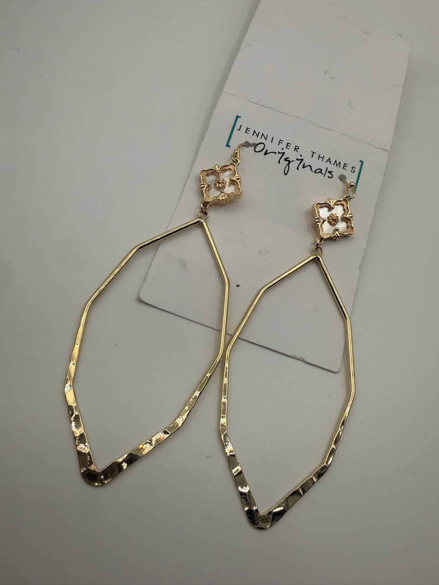 jennifer thames sara earrings in gold