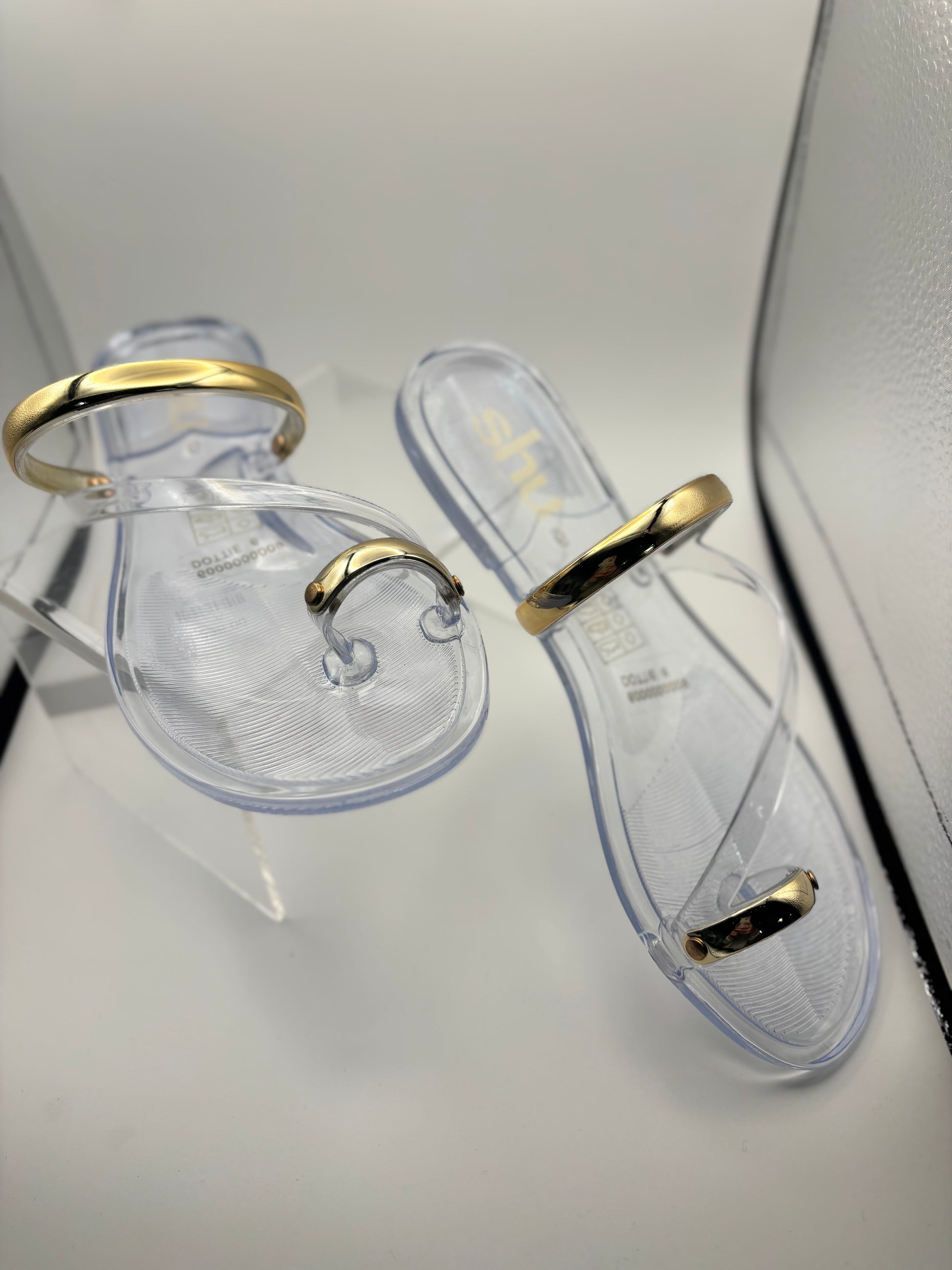 shu by shu shop dottie sandal in clear