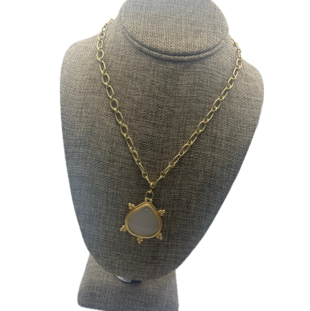 jennifer thames #28 necklace