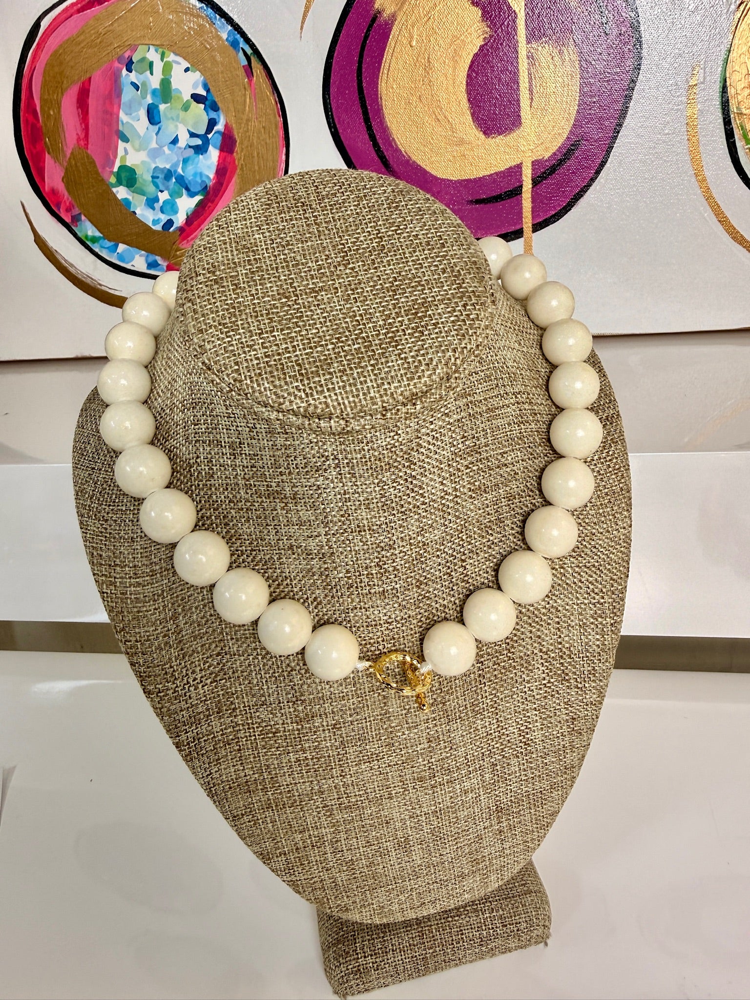 jennifer thames chunky cream beaded necklace