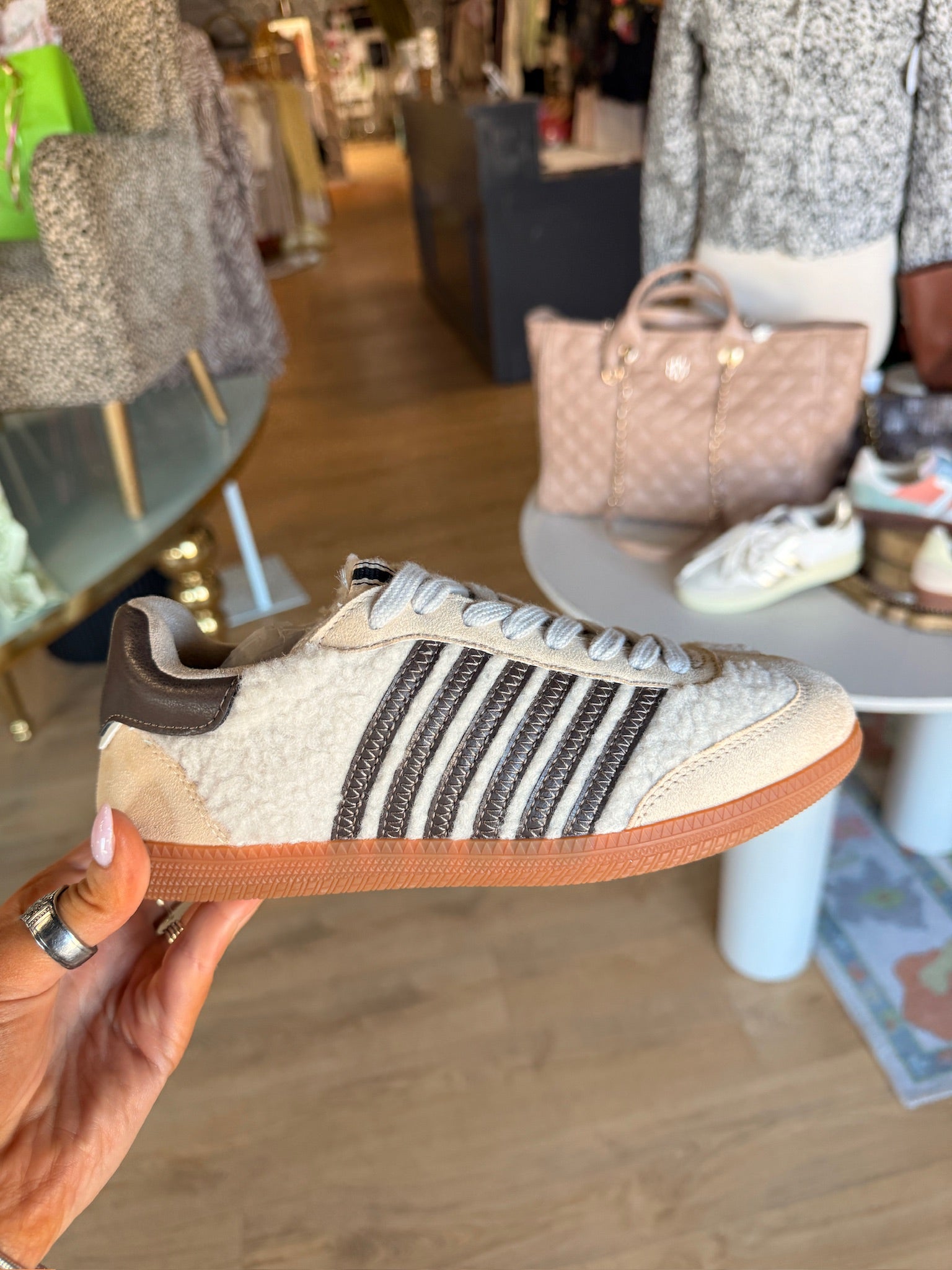 shu shop stevie in beige shearling