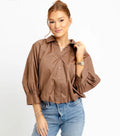karlie solid poplin 3/4 sleeve bubble top in brown