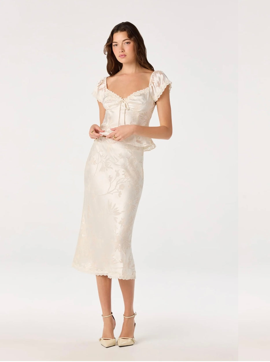 astr windey skirt in cream