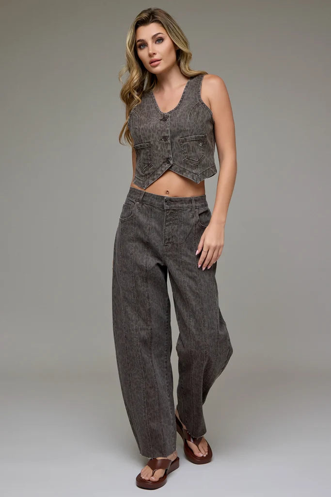 hidden sammie barrel jean in brown cheetah